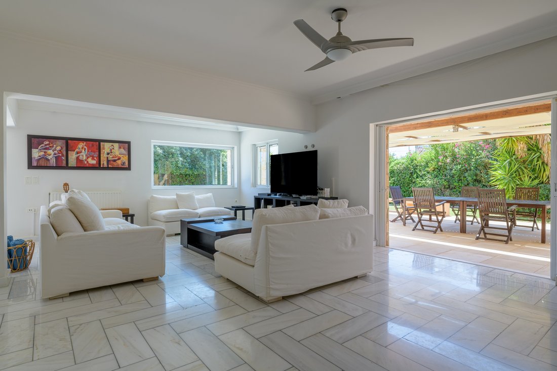 House in Anavissos, Attica, Greece 3 - 15965421