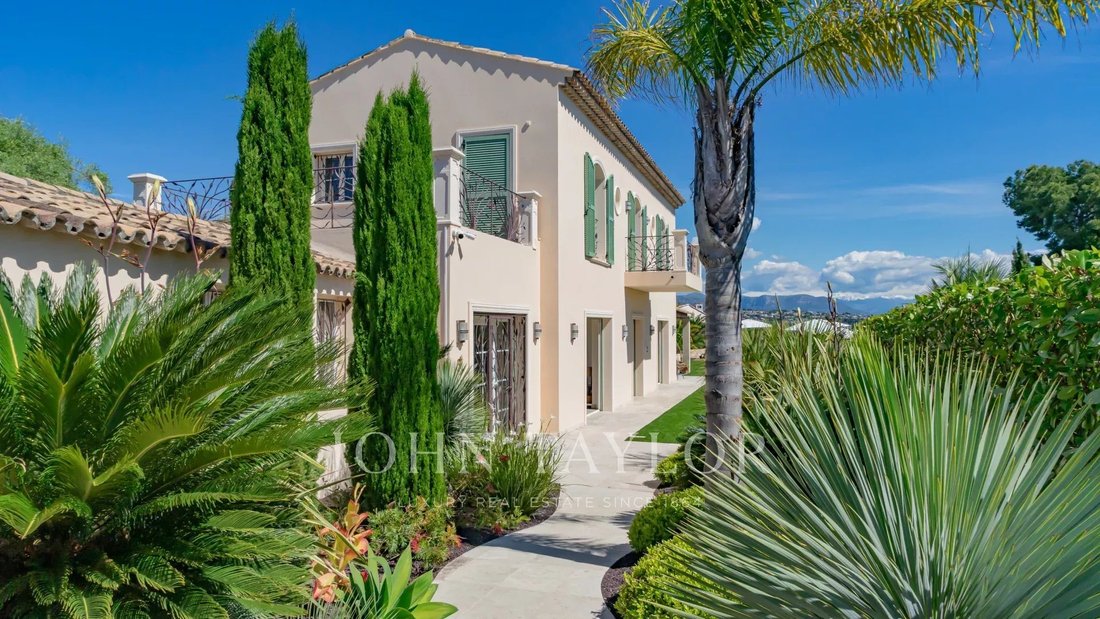 Villa a Antibes, Provenza-Alpi-Costa Azzurra, Francia 4 - 15965801