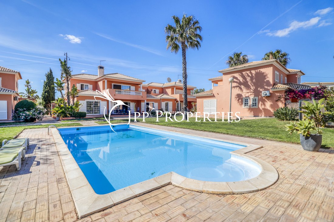 Villa in Vilamoura, Quarteira, Algarve 2 - 15937239