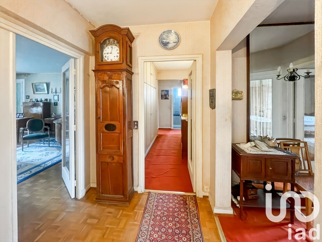 Apartment in Saint-Cloud, Ile-de-France, France 2 - 15900709