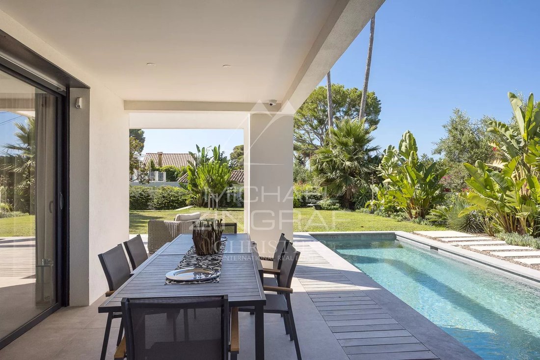 Villa in Antibes, Provence-Alpes-Côte d'Azur, France 5 - 15965766