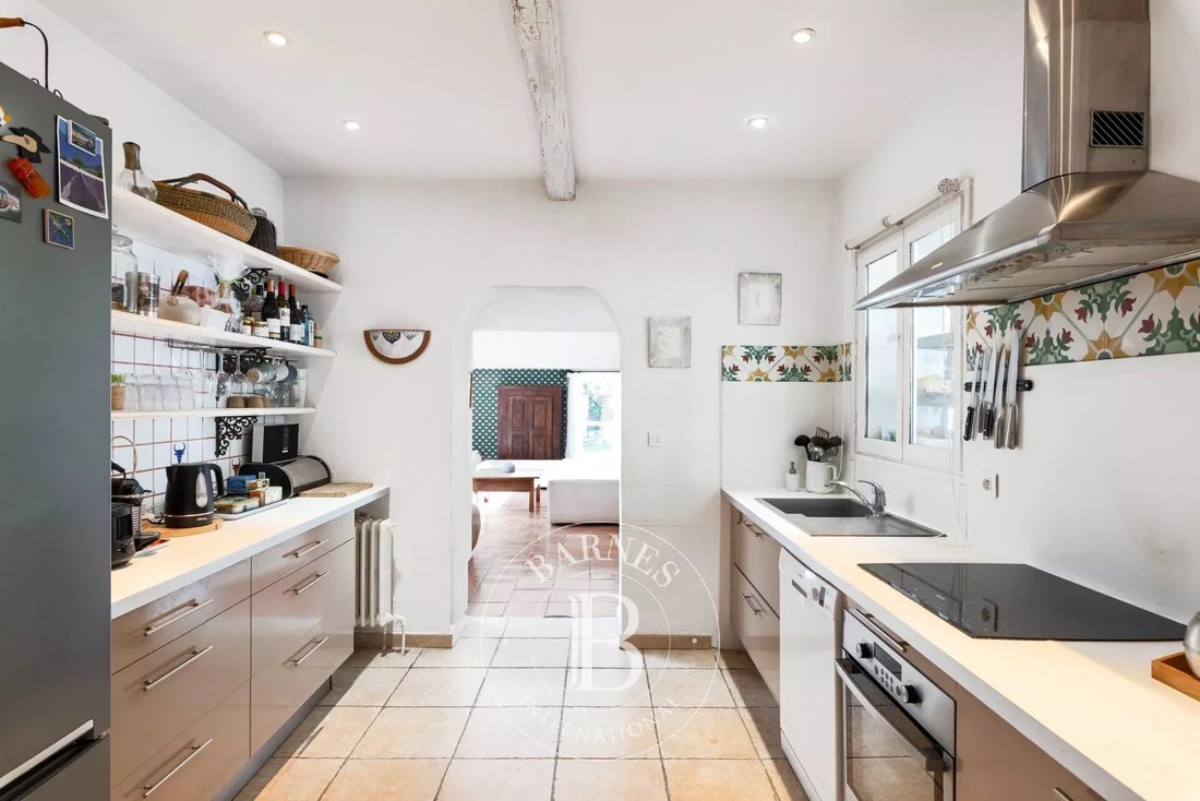 Villa in Saint-Paul-de-Vence, Provence-Alpes-Côte d'Azur, France 5 - 15965485