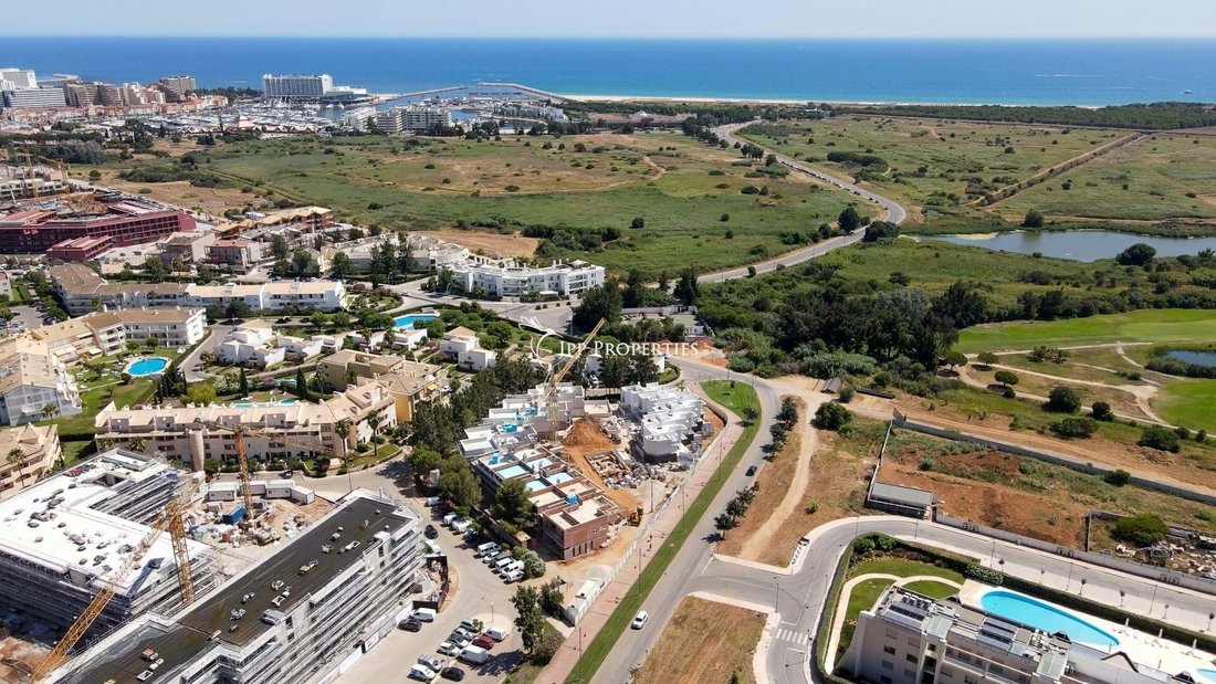 Apartment in Vilamoura, Quarteira, Algarve 1 - 15961873