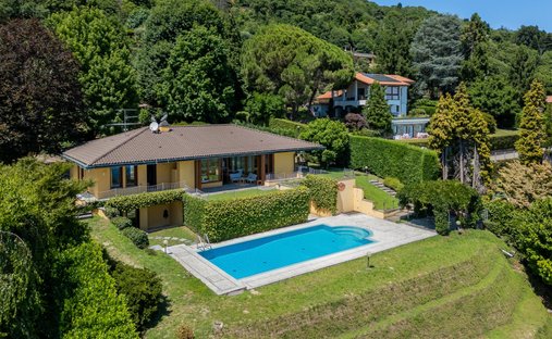 Castle for Sale in Lesa, Piedmont, Italy