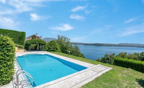 Castle for Sale in Lesa, Piedmont, Italy