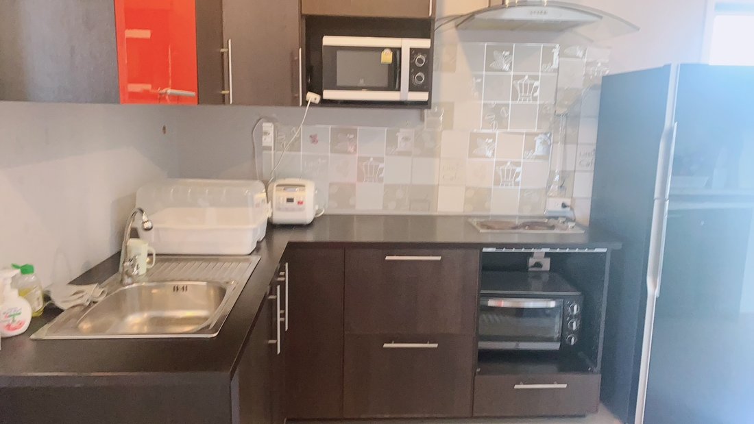 Condo in Huai Khwang, Krung Thep Maha Nakhon, Thailand 3 - 15968432