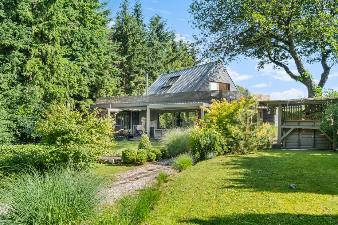Chalet in Luxembourg, Luxembourg District, Luxembourg 1 - 15969078