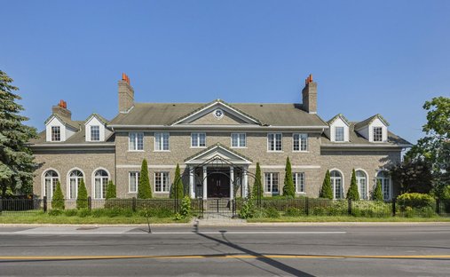 House in Beloeil, Quebec, Canada 1