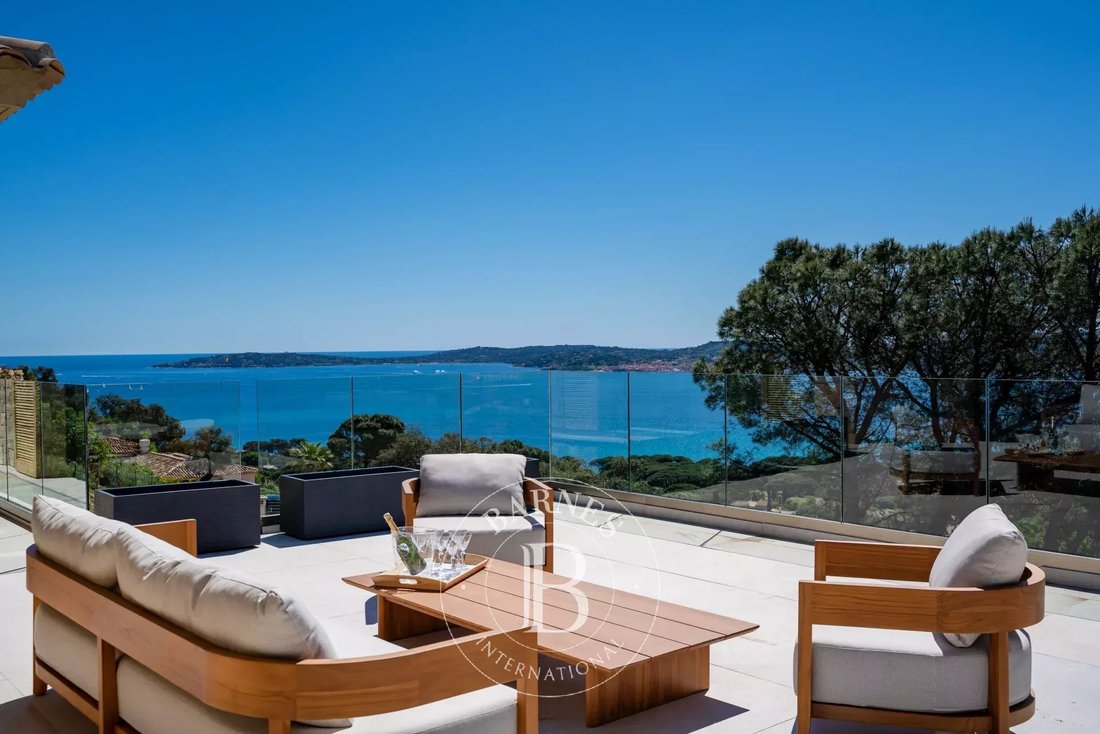 Villa in Basse Suane-Les Virgiles, Sainte-Maxime, France 1 - 15967152
