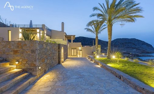 Villa in Community of Agios Nikolaos, Agios Nikolaos, Greece 1