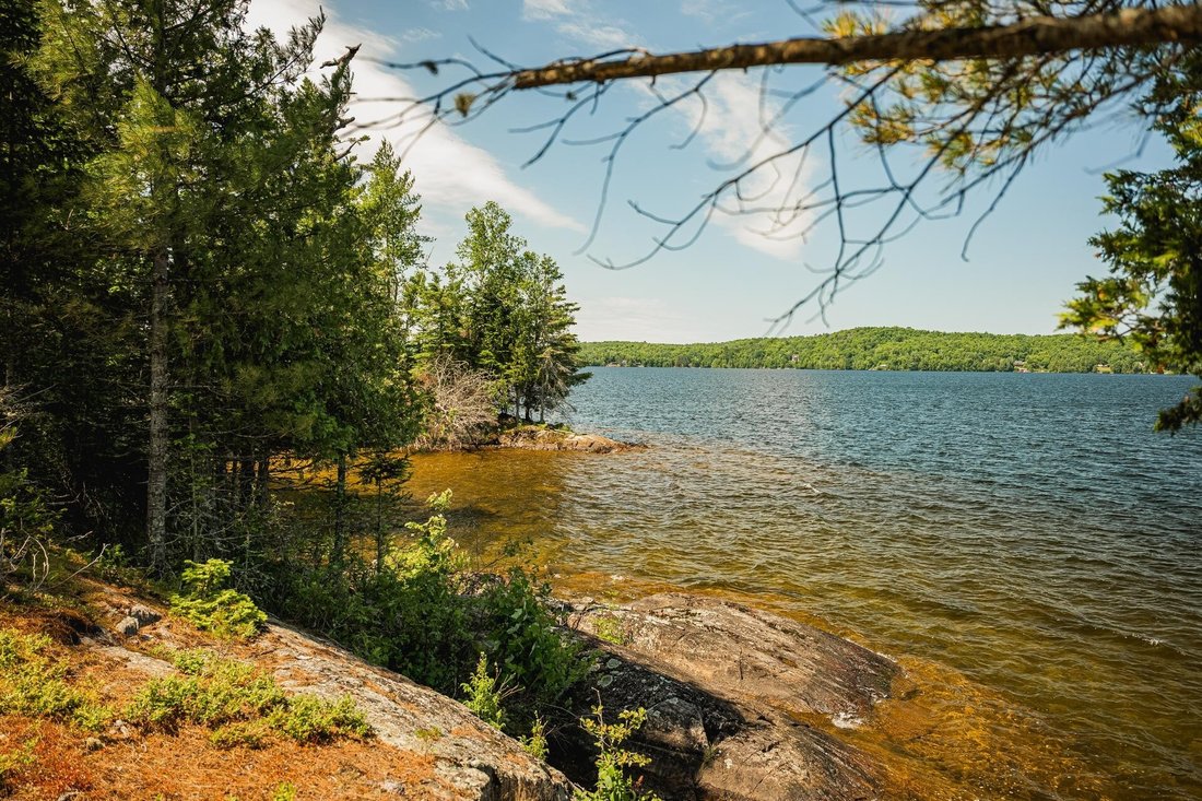 Land in Lac-des-Plages, Quebec, Canada 3 - 15968006