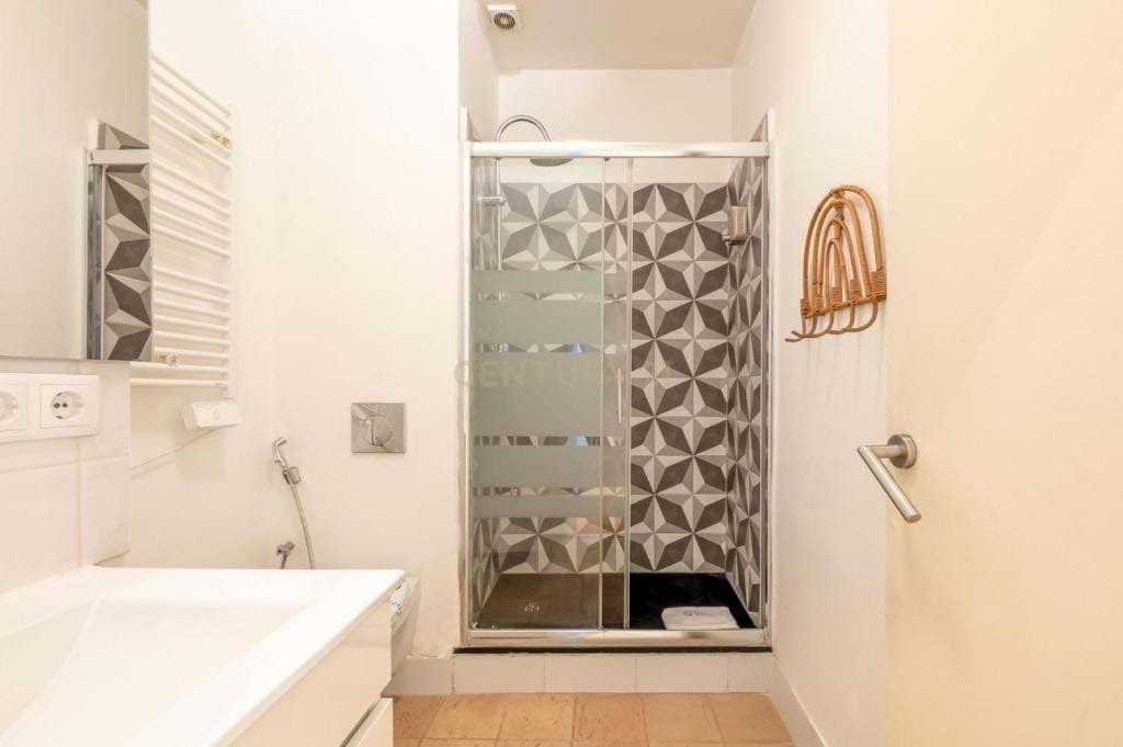 Apartment in Misericordia, Lisbon, Portugal 5 - 15969012