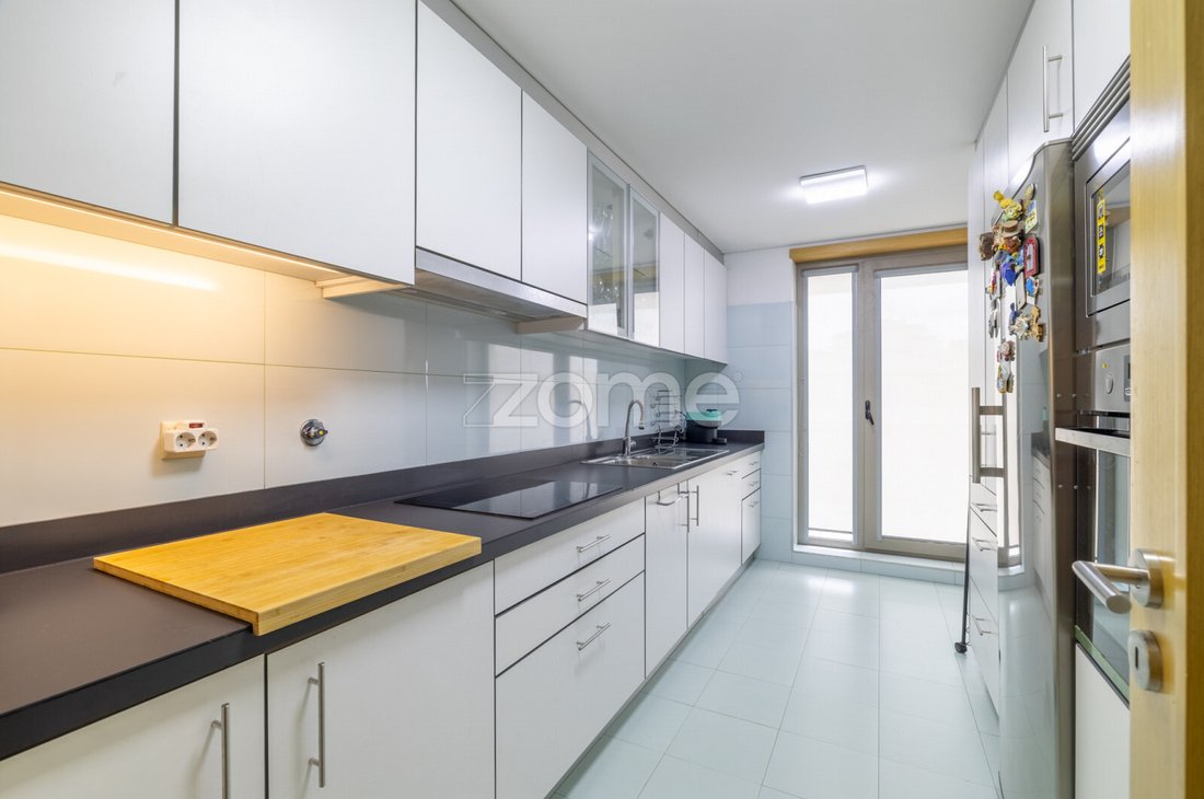 Apartment in Bougado (Sao Martinho e Santiago), Porto District, Portugal 1 - 15968247