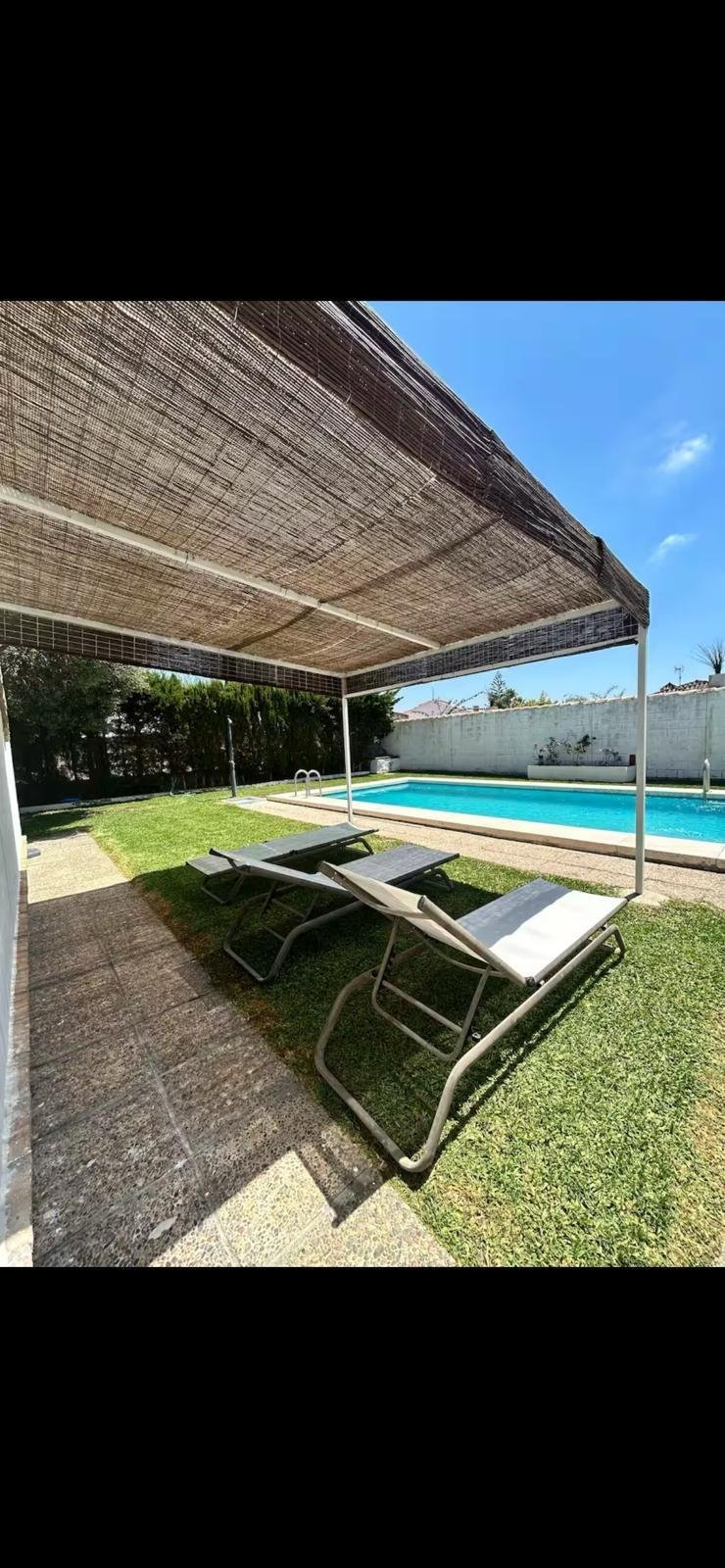 Villa in Chiclana de la Frontera, Andalusia, Spain 2 - 15968745