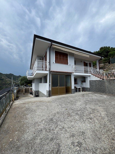 Villa in San Biagio della Cima, Liguria, Italy 4 - 15942417