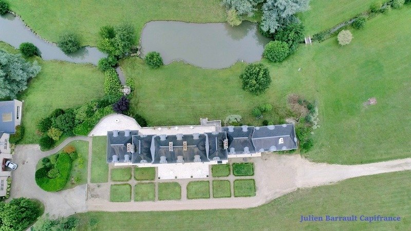 La Troussaye: A Whispering 19th-Century Château in Poitiers’ Golden Woods