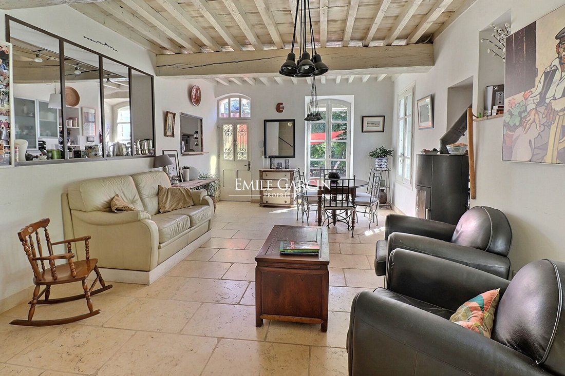 Villa in Boulbon, Provence-Alpes-Côte d'Azur, France 2 - 15968773