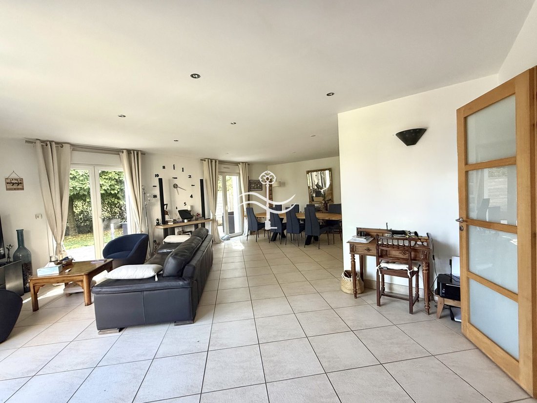 House in Benouville, Normandy, France 4 - 15969821