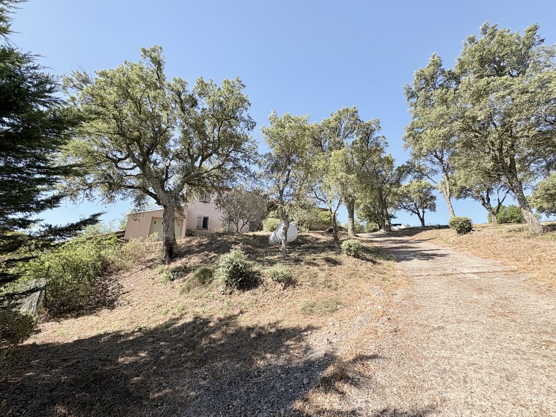 Villa in Le Plan-de-la-Tour, Provence-Alpes-Côte d'Azur, France 4 - 15705482