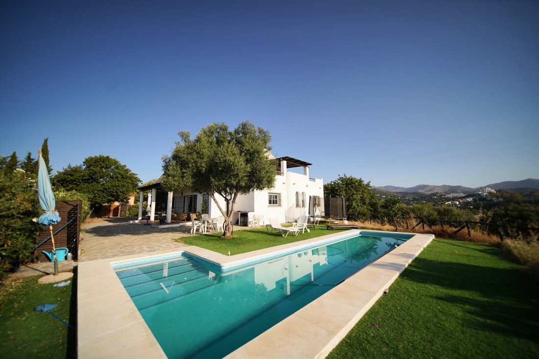 Country House in Estepona, Andalusia, Spain 1 - 15968872