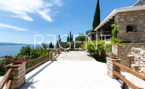 House in Bol, Split-Dalmatia County, Croatia 1