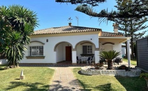 Villa in Chiclana de la Frontera, Andalusien, Spanien 1
