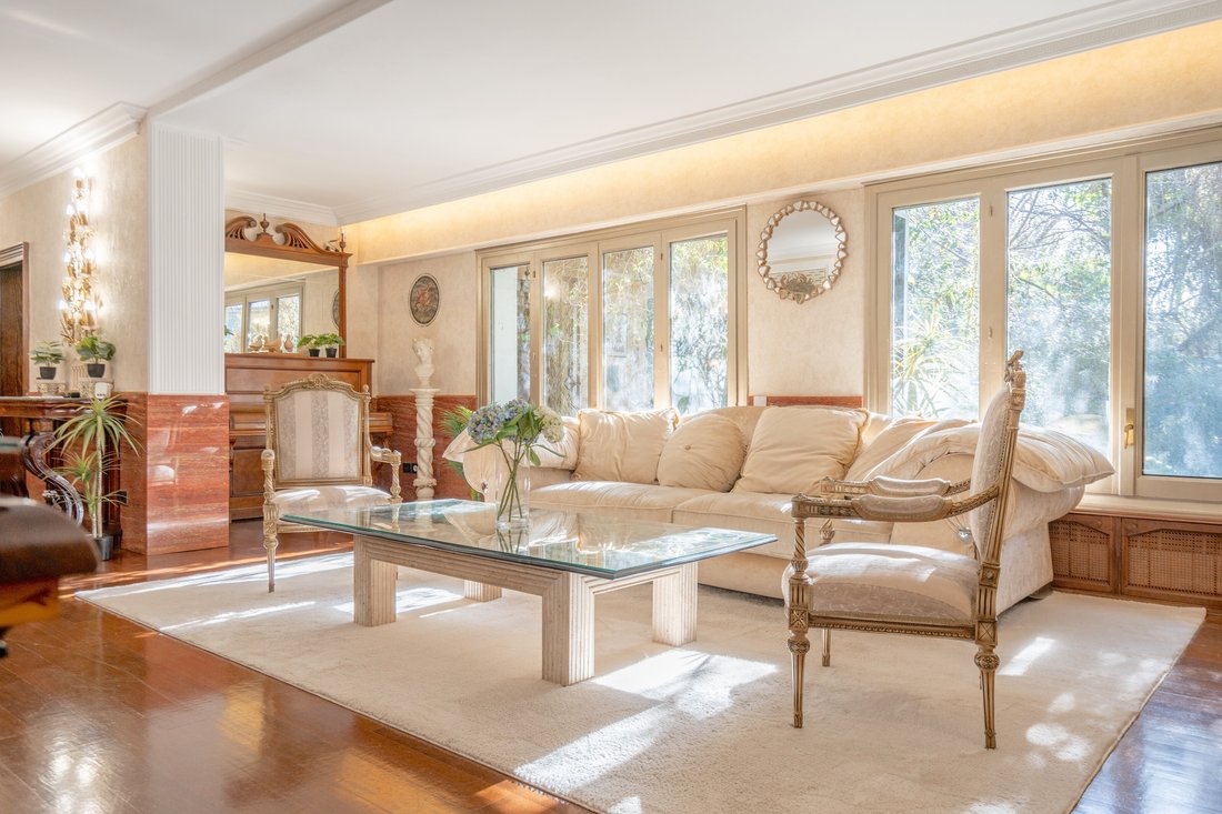 Villa in Las Rozas de Madrid, Comunidad de Madrid, Spain 4 - 15967494