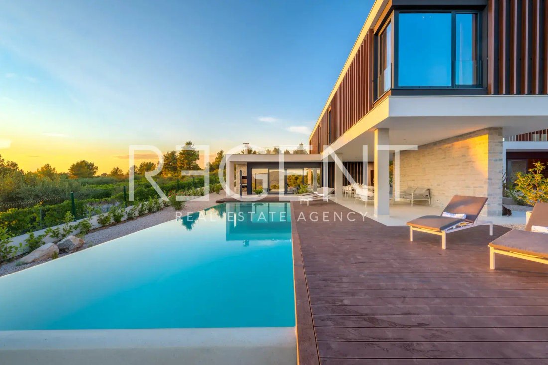 Villa en Condado de Šibenik-Knin, Croacia 2 - 15970134