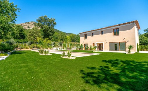 Villa en Le Plan-de-la-Tour, Provenza-Alpes-Costa Azul, Francia 1