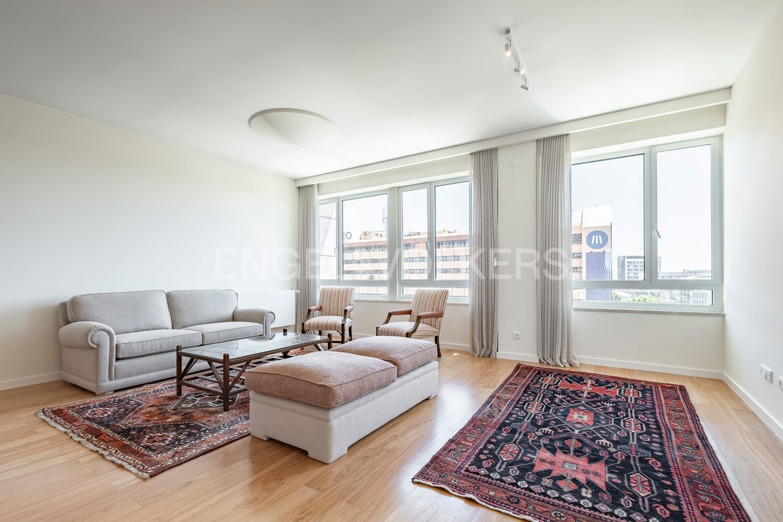 Apartment in Avenidas Novas, Lisbon, Portugal 1 - 15967767
