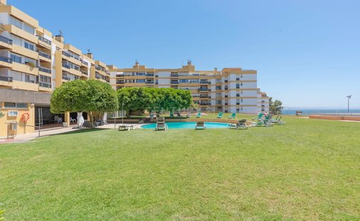 Apartment in Oeiras e Sao Juliao da Barra, Paco de Arcos e Caxias, Lisbon, Portugal 1