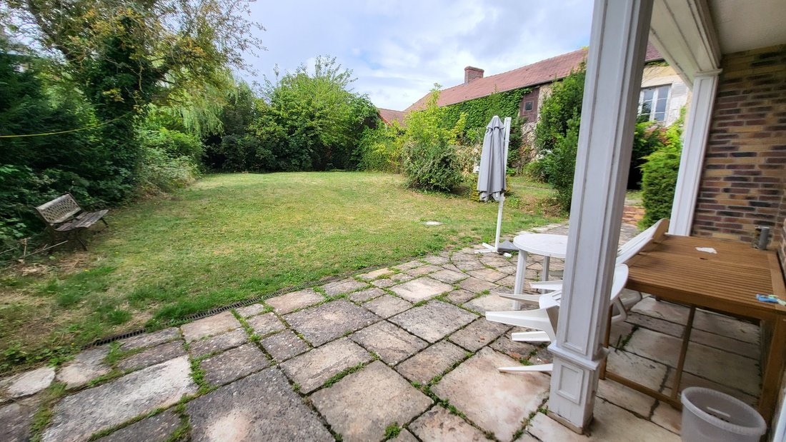 House in Les Clayes-sous-Bois, Ile-de-France, France 4 - 15969801