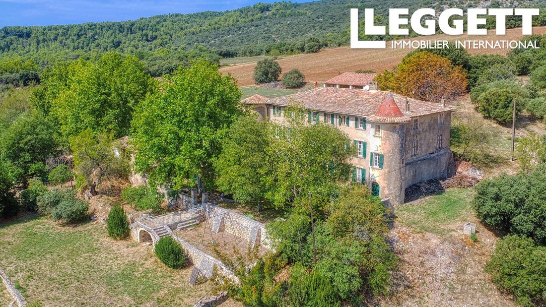 Château des Murmures: A 17th-Century Provençal Reverie in the Luberon’s Embrace
