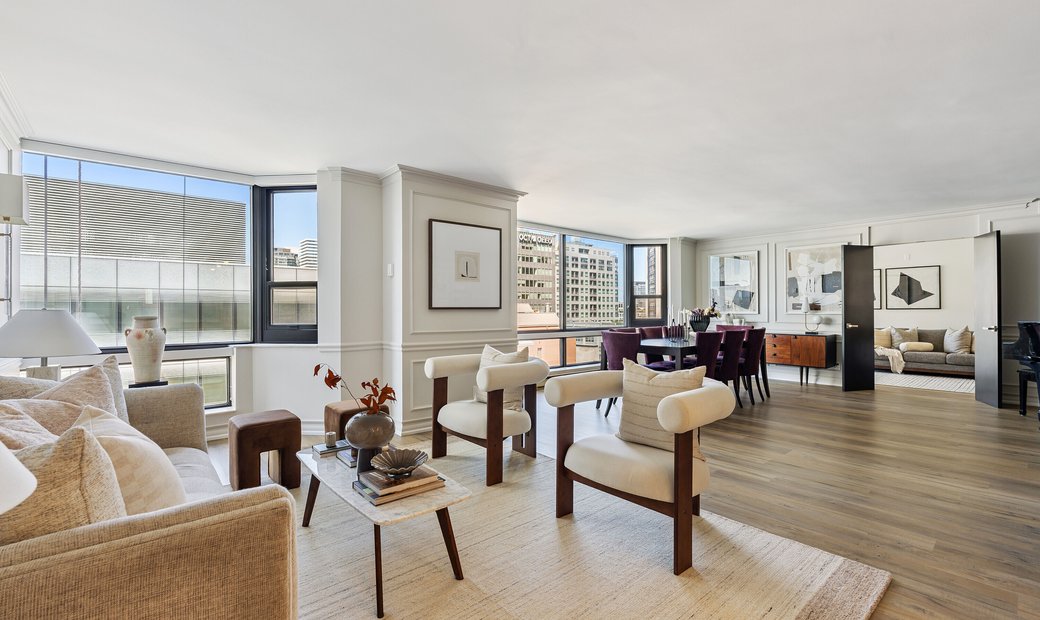 Photo inspiration: Full Service Luxury Condo In Toronto Ontario Canada For Sale Photo Inspiration