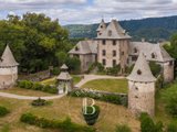 Castle for Sale in Aurillac, Auvergne-Rhône-Alpes, France - 2