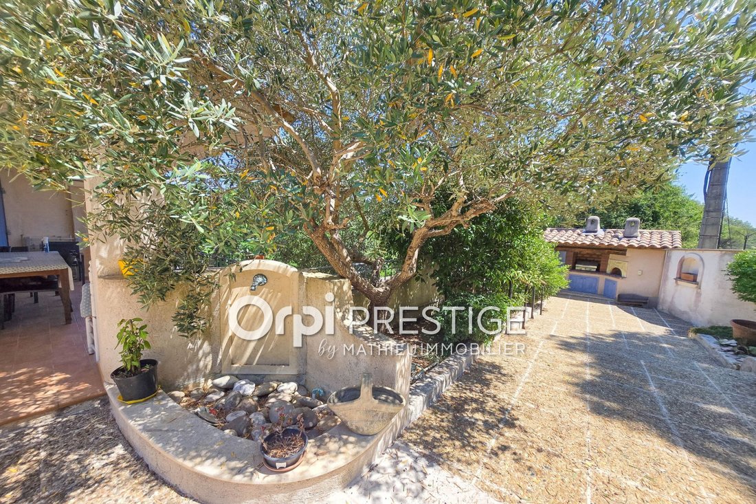 Villa in Vallée Verte-Issarts-Vignasses, Biot, France 3 - 15971222