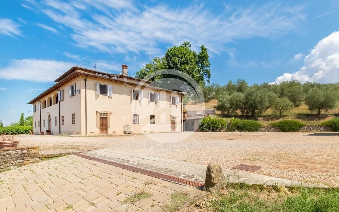 Villa in Pian dei Giullari, Florence, Italy 2 - 15968687