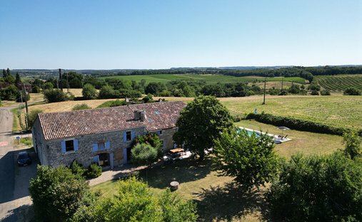 Villa in Duras, Nouvelle-Aquitaine, France 1