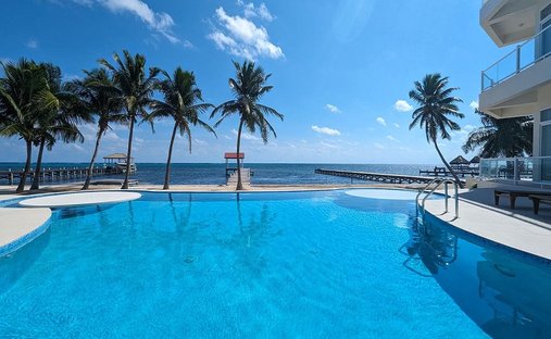 Condo in San Pedro, Belize District, Belize 1