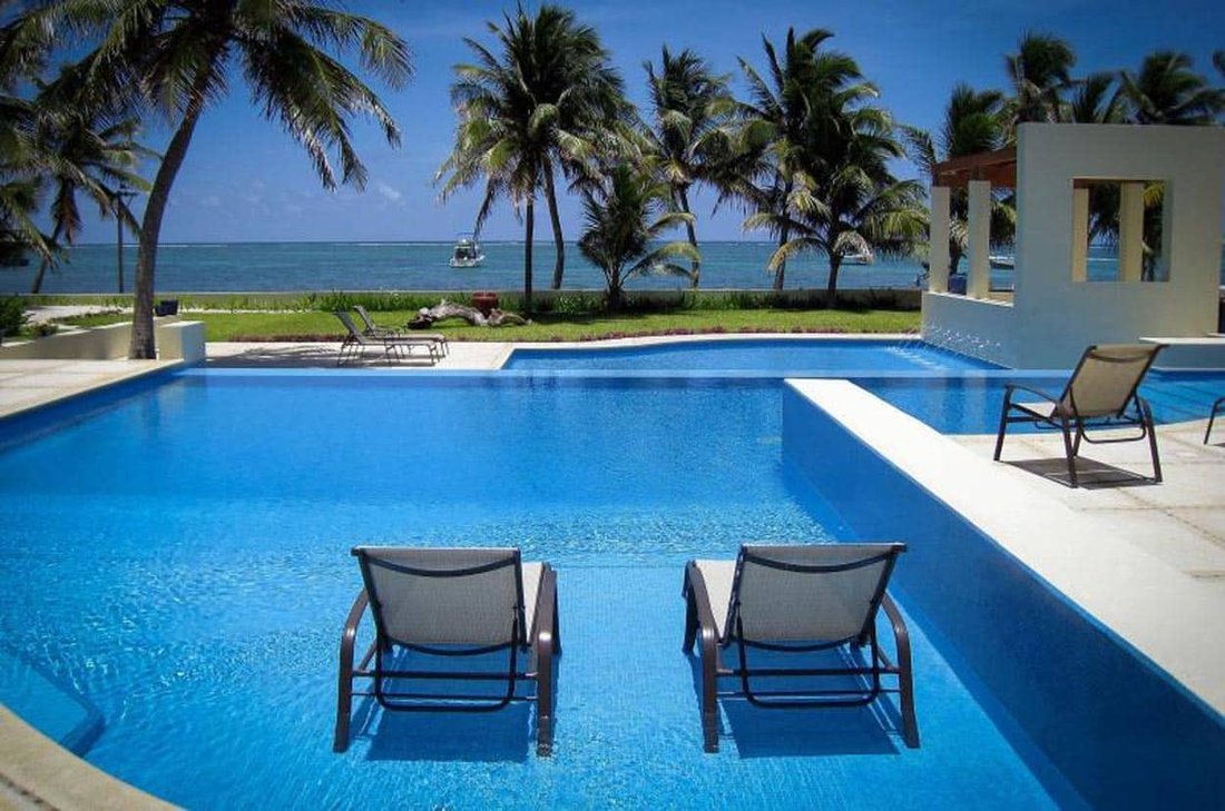 Condo in San Pedro, Belize District, Belize 1 - 15971742
