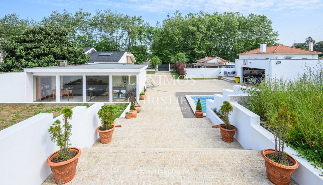 Villa in Sao Felix da Marinha, Porto District, Portugal 1 - 15970803