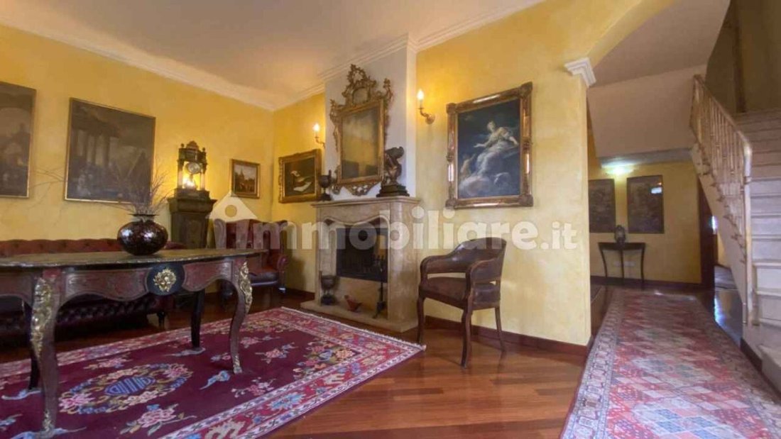 Villa in Historic Center, Brescia, Lombardy 3 - 15972009