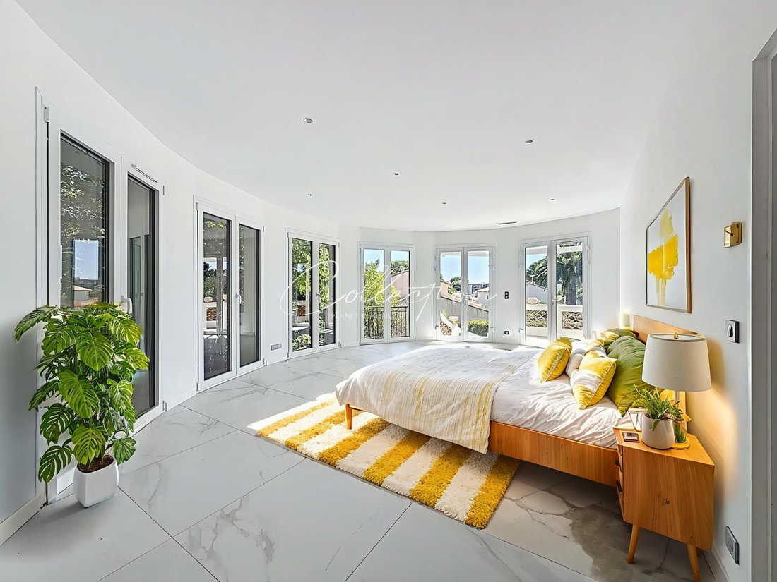 Villa in Antibes, Provence-Alpes-Côte d'Azur, France 5 - 15972278