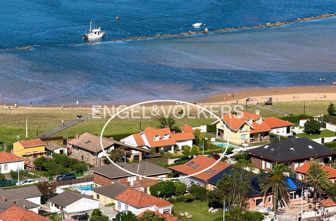 House in Suances, Cantabria, Spain 3 - 15973075