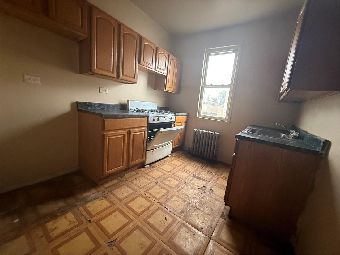 Multi Family Bronx In New York - 1100xxs