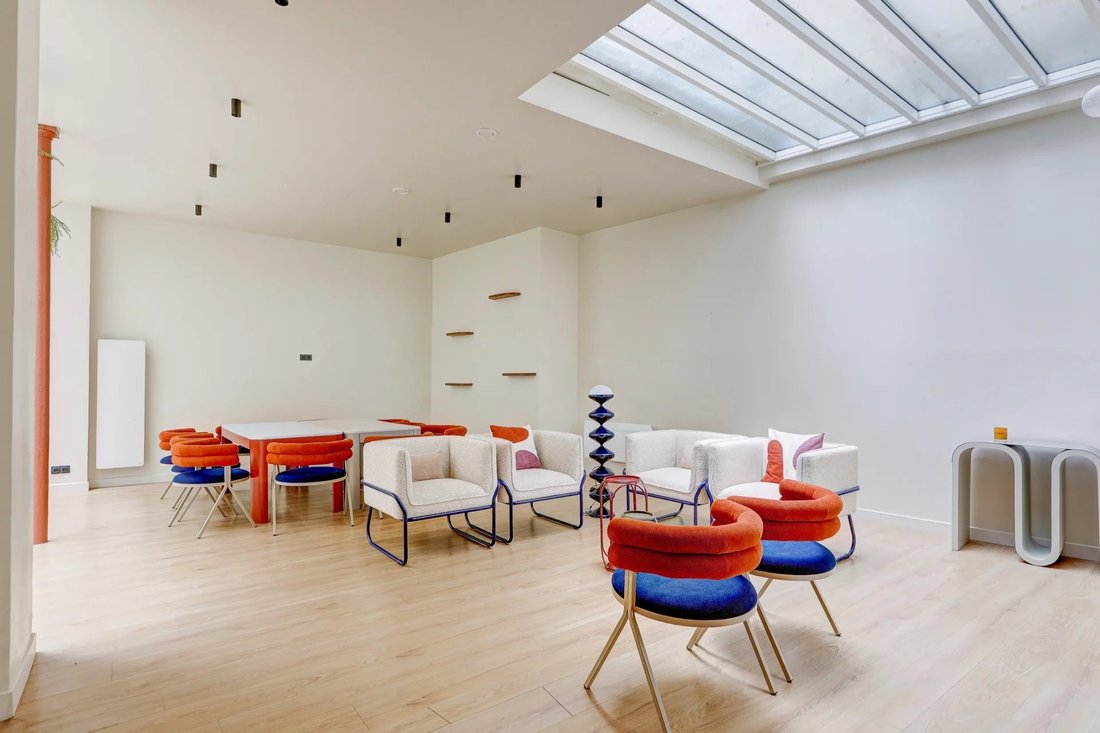 Apartment in Saint Philippe du Roule, Paris 8e Arrondissement, Paris 4 - 15970857