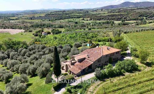Estate in Castel del Piano, Tuscany, Italy 1