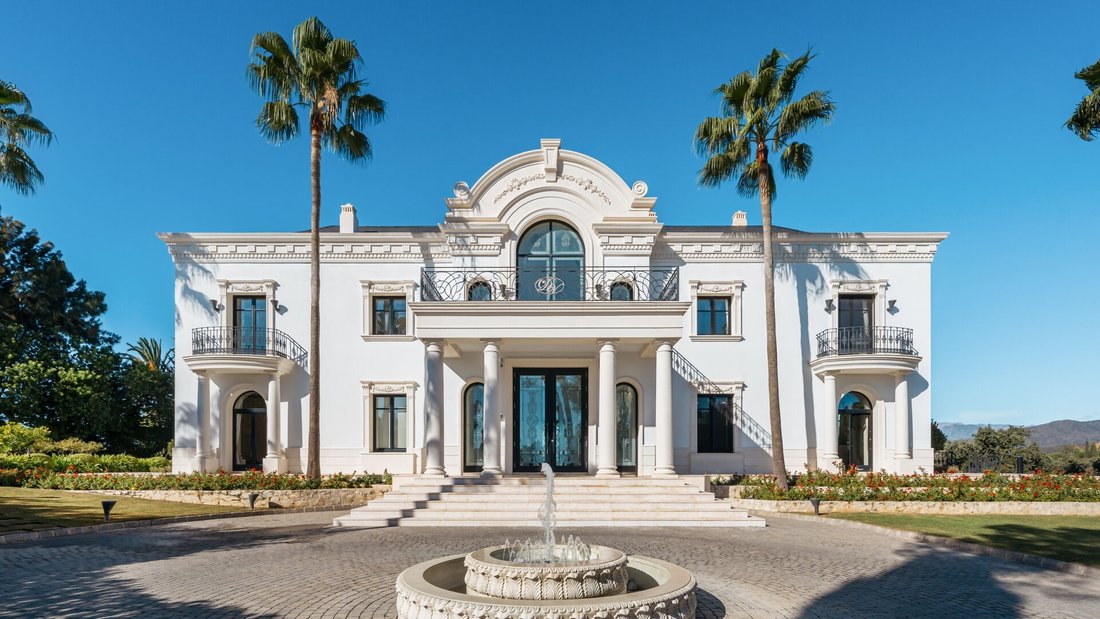 Villa in Marbella, Andalusia, Spain 1 - 15970400