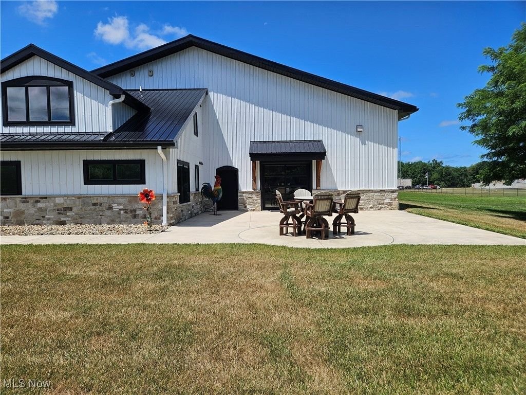 Extraordinary Newly Constructed Barndominium In Geneva, Ohio, United ...