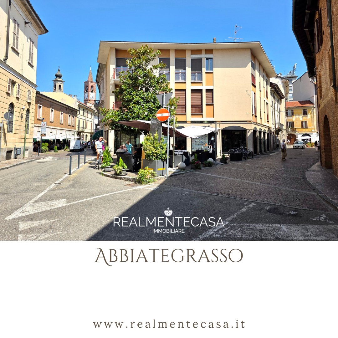 Apartment in Center, Abbiategrasso, Lombardy 1 - 15971994